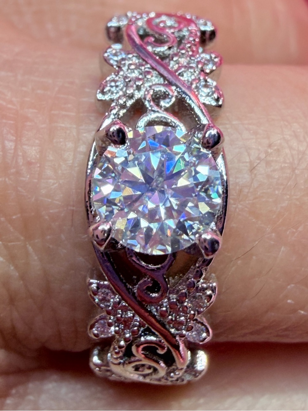 New 1 Carat Moissanite Ring with whimsy of nature, veins  with intricate band